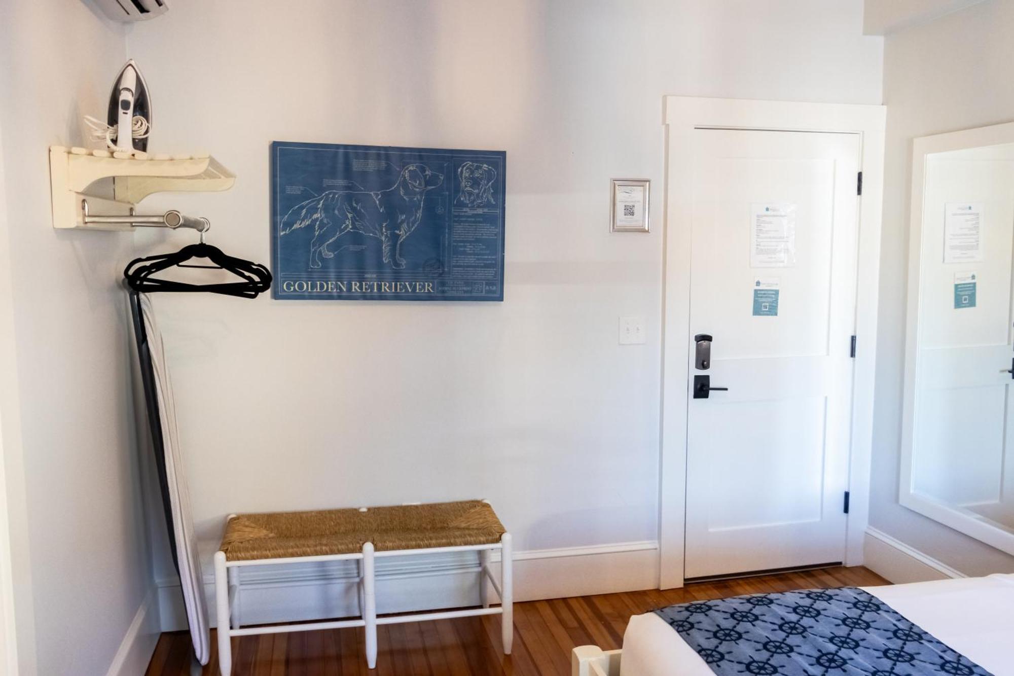 ニューポート Paws On Pelham (Adults Only) Bed & Breakfast エクステリア 写真