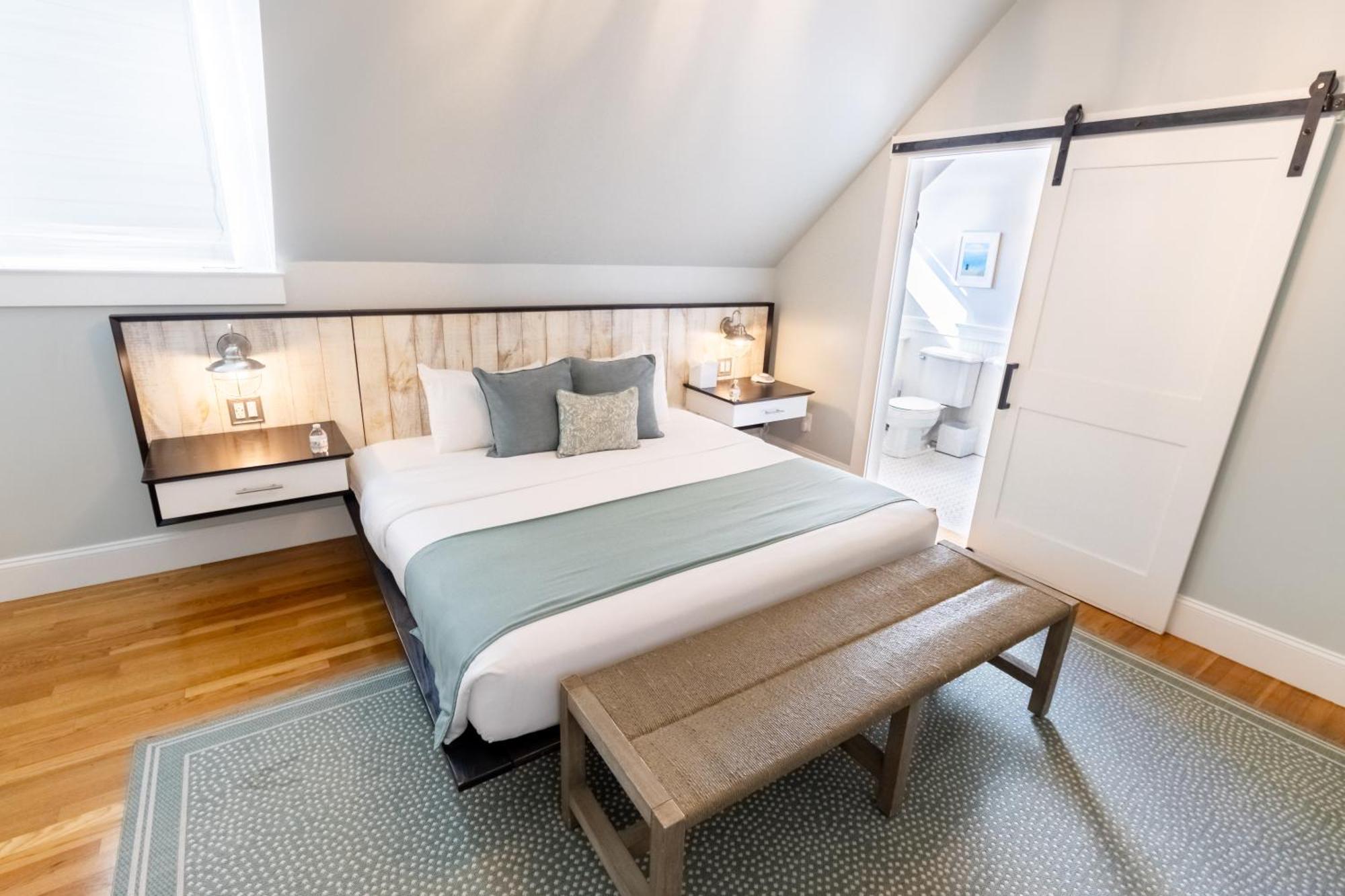 ニューポート Paws On Pelham (Adults Only) Bed & Breakfast エクステリア 写真